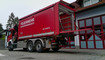 AB-Logistik mit offenem Vertikallift